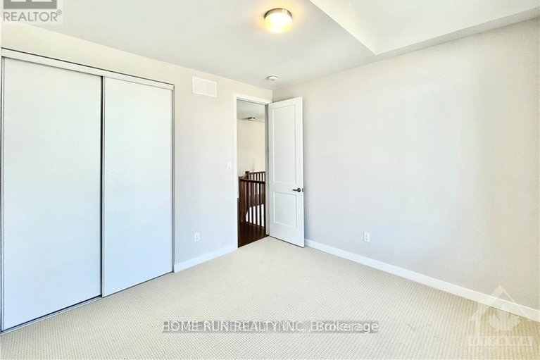 28541821/764-eminence-street/half-moon-bay/ottawa/ontario/K2J6X6_17
