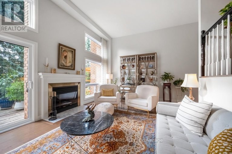 29676551/103-dunbarton-court/cardinal-glen/ottawa/ontario/K1K4L5_5