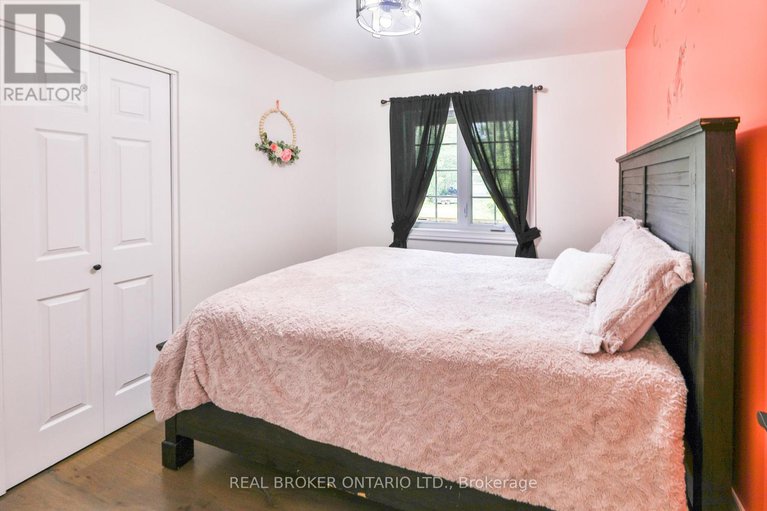 29067289/8-benjamin-lane/north-grenville-twp-kemptville-east/north-grenville/ontario/K0G1J0_20