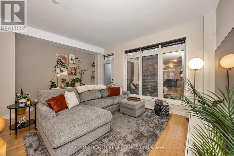 29650206/120-lionel-private/springridgeeast-village/ottawa/ontario/K4A0X1_5