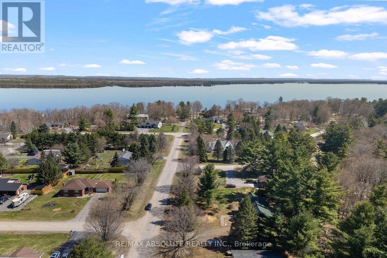 29689691/21-forest-ridge-road/mcnabbraeside-twps/mcnabbraeside/ontario/K7S3T3_46