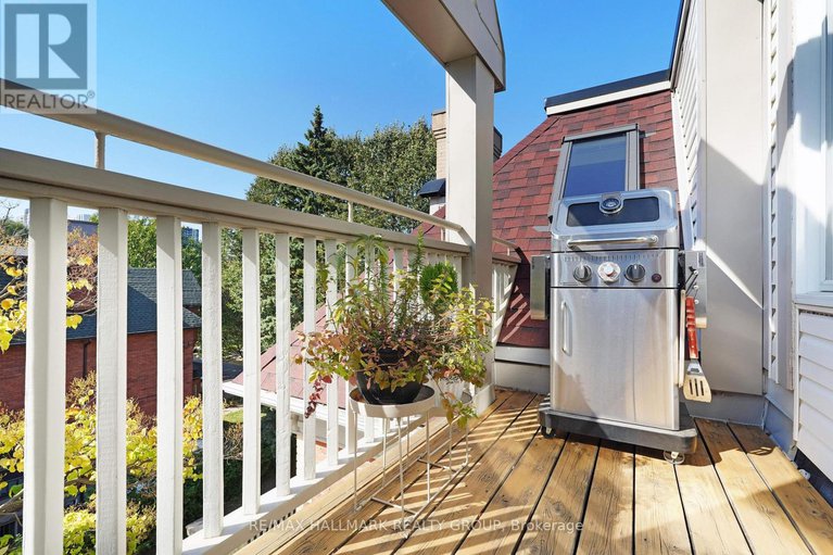 28961457/5-274-daly-avenue/sandy-hill/ottawa/ontario/K1N6G5_28