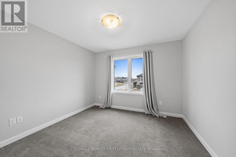 29594082/796-cappamore-drive/half-moon-bay/ottawa/ontario/K2J6V6_27