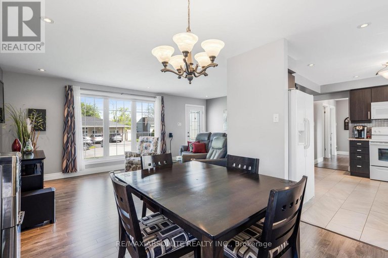 28345912/1727-chene-street/town-of-rockland/clarence-rockland/ontario/K4K1K5_10
