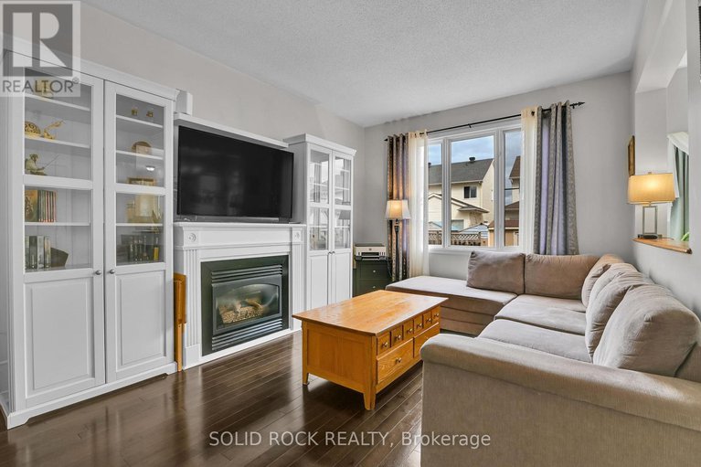 28372403/1824-mccallum-drive/fallingbrookgardenway-south/ottawa/ontario/K4A3T7_13