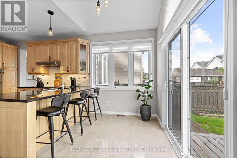 28543683/1591-winterport-way/fallingbrookpineridge/ottawa/ontario/K4A4C2_15
