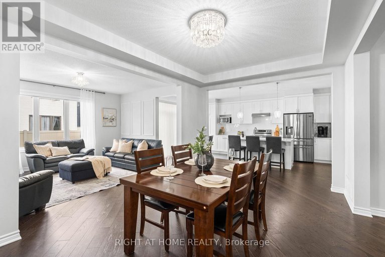 29253756/1131-apolune-street/half-moon-bay/ottawa/ontario/K2J6N8_16