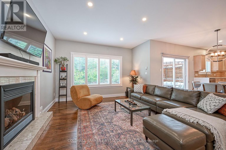 28556106/105-sirocco-crescent/stittsville-north/ottawa/ontario/K2S2C9_11