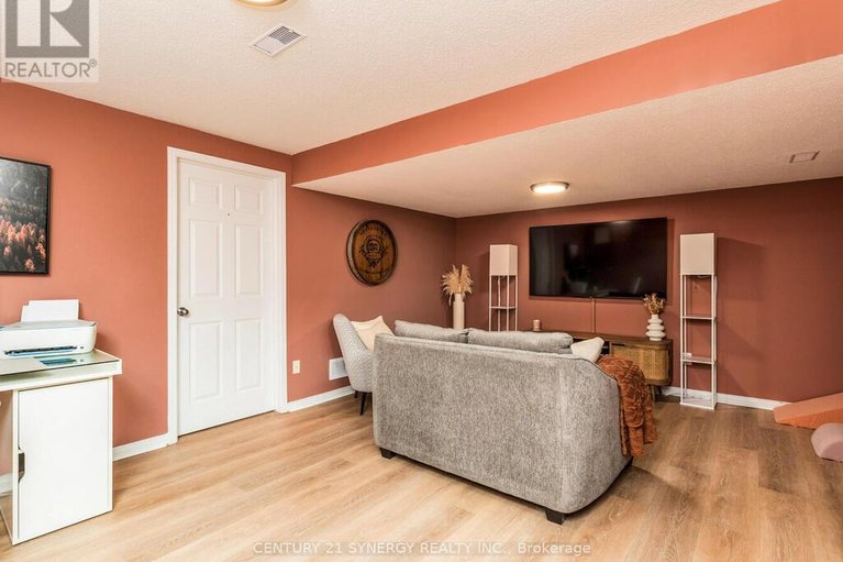 29486485/167-romina-street/emerald-meadowstrailwest/ottawa/ontario/K2S0J3_29