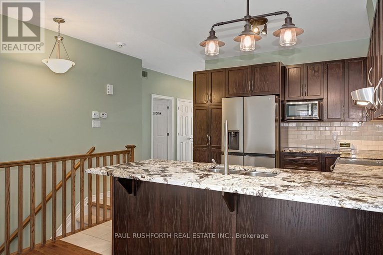 29306018/129-tradewinds-crescent/north-grenville-twp-kemptville-south/north-grenville/ontario/K0G1J0_11