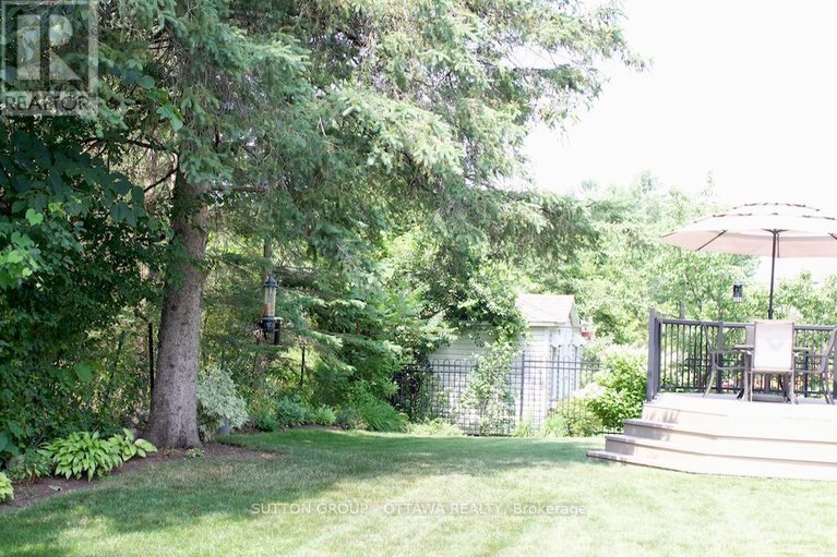 28889685/18-sirocco-crescent/stittsville-north/ottawa/ontario/K2S1Z7_31