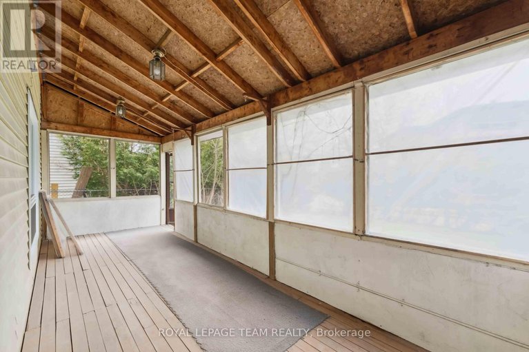 28764655/6351-st-louis-drive/hiawatha-parkconvent-glen/ottawa/ontario/K1C2X9_43