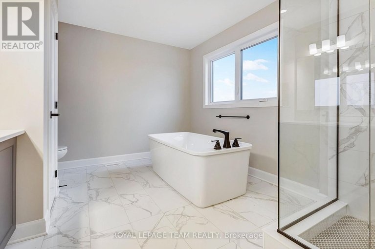 29616628/737-gamble-drive/village-of-russell/russell/ontario/K4R0G5_25