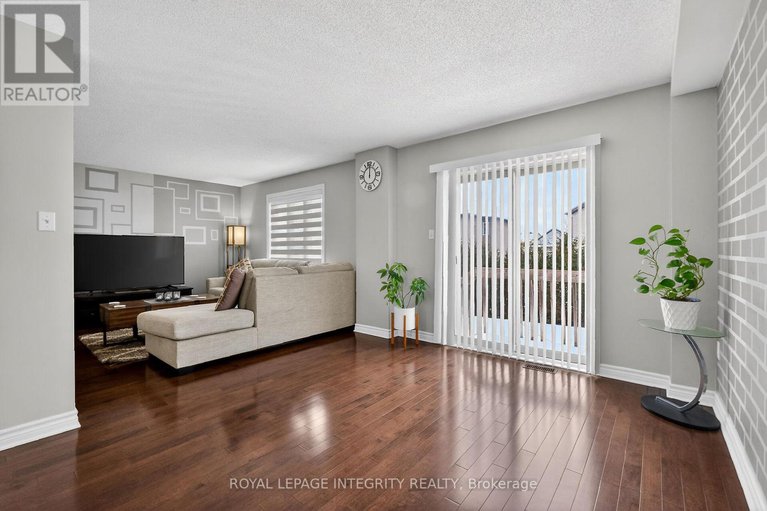 29340778/281-sterling-avenue/clarencerockland-twp/clarence-rockland/ontario/K4K0H9_14