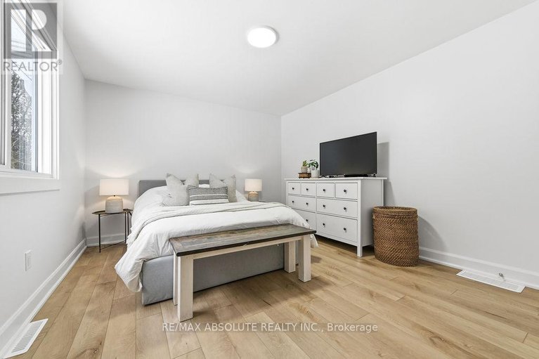 29278780/202-canaan-road/mcnabbraeside-twps/mcnabbraeside/ontario/K7V3Z4_16