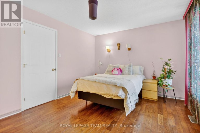 29445574/48-jackman-terrace/katimavik/ottawa/ontario/K2L4E1_51