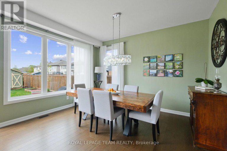 28427098/240-boyd-street/carleton-place/carleton-place/ontario/K7C0H3_13