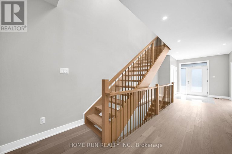 28911968/297-dovercourt-avenue/westborohampton-park/ottawa/ontario/K1Z7H4_12