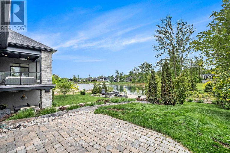 28406441/396-shoreway-drive/greely/ottawa/ontario/K4P0G2_28