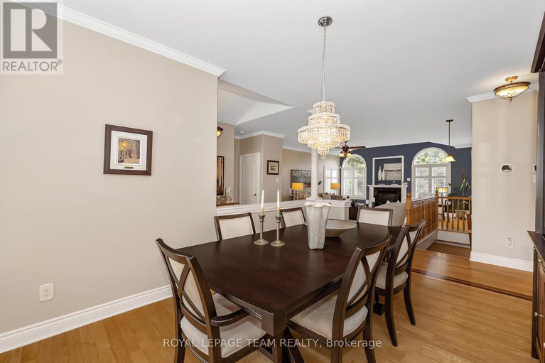 28423475/1426-spartan-grove-street/greely/ottawa/ontario/K4P1R6_7
