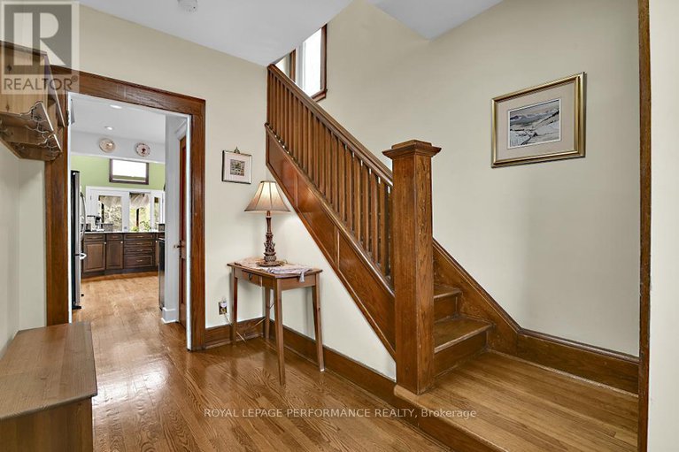 28274254/2043-riverside-drive/faircrest-heights/ottawa/ontario/K1H7X1_3