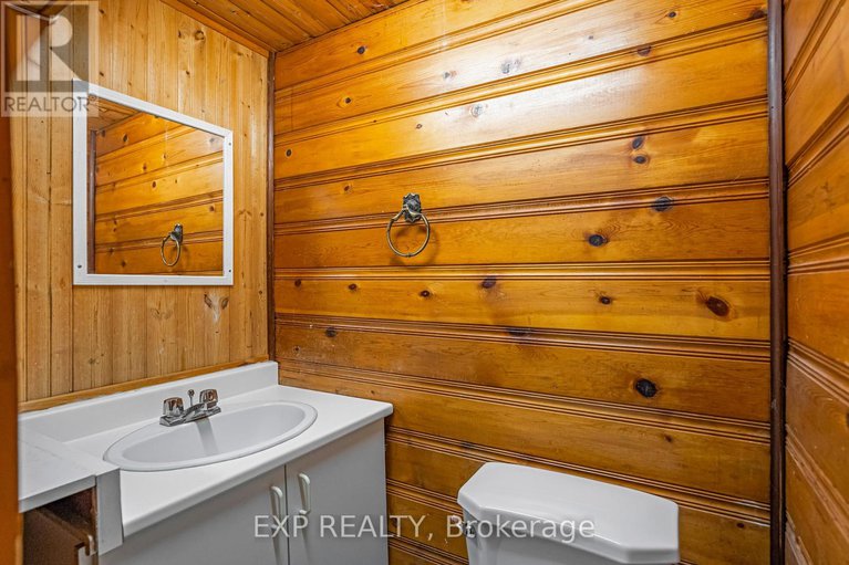 29171818/646-borthwick-avenue/castle-heightsrideau-high/ottawa/ontario/K1K2L9_25