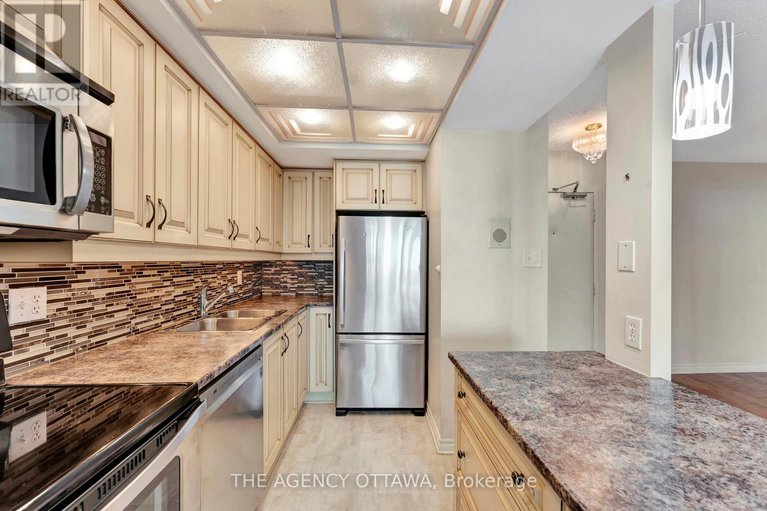 28574774/304-555-brittany-drive/viscount-alexander-park/ottawa/ontario/K1K4C5_5