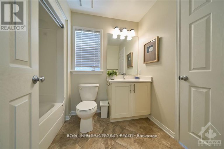 28511797/132-palfrey-way/emerald-meadowstrailwest/ottawa/ontario/K2V0A6_16