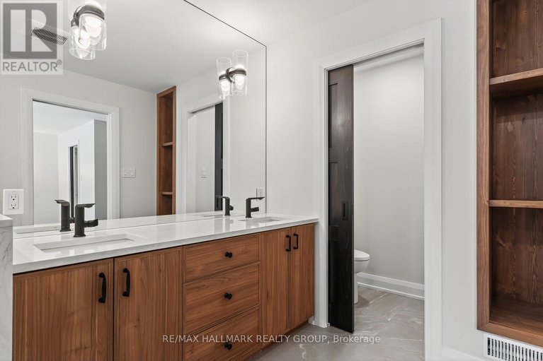 29543009/1625-royal-orchard-drive/cumberland-estates/ottawa/ontario/K4C1A9_18