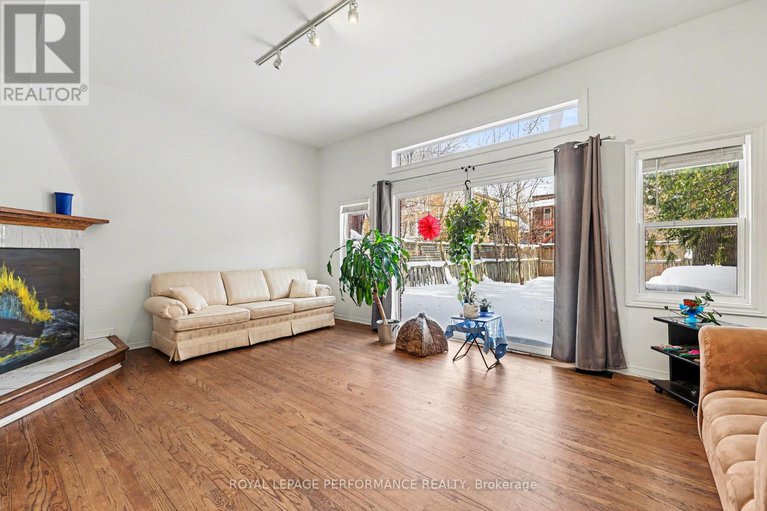 29356021/157-russell-avenue/sandy-hill/ottawa/ontario/K1N7X3_4
