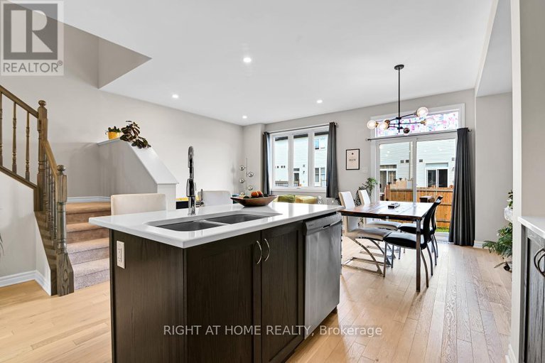28304086/166-gardenpost-terrace/avalon-west/ottawa/ontario/K4A5G8_10