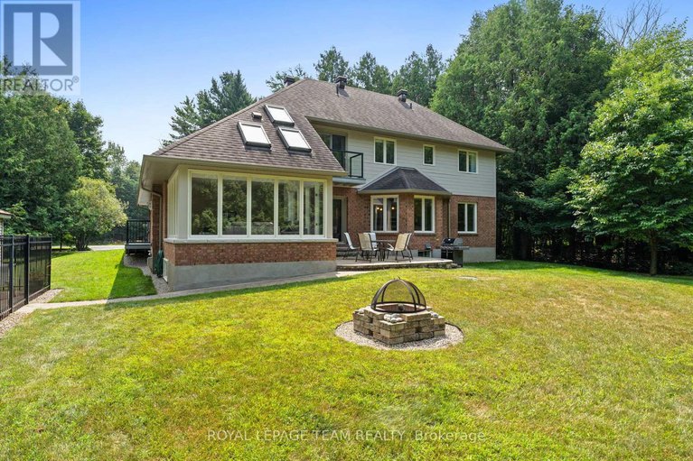 28734411/10-weldale-drive/rural-kanata-central/ottawa/ontario/K2W1A9_42