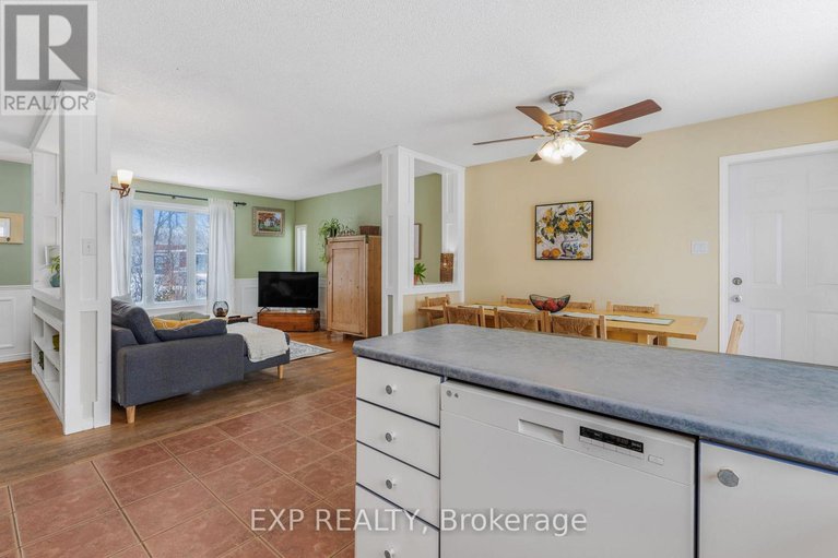 29107612/2690-pattee-road-e/champlain-twp/champlain/ontario/K6A2R2_14