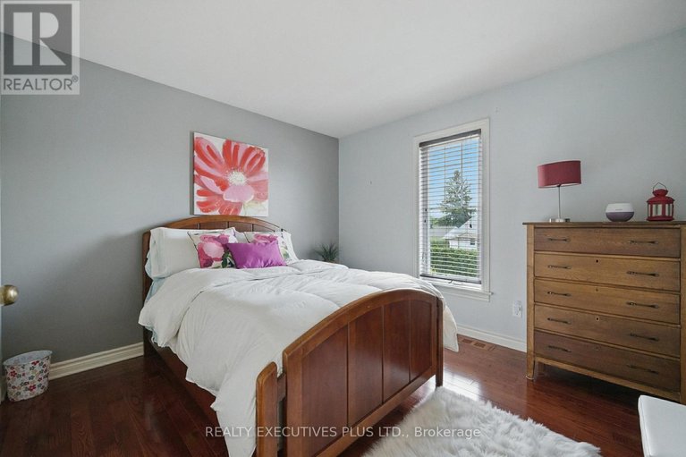 29510605/2709-sylvain-street/town-of-rockland/clarence-rockland/ontario/K4K1S6_23