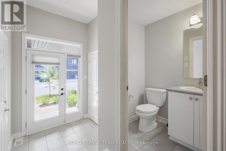 28884791/273-shinleaf-crescent/mer-bleuebradley-estatesanderson-park/ottawa/ontario/K1W0J2_4