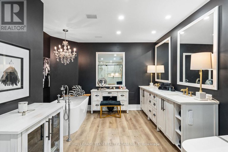 28557941/2330-summerside-drive/manotick-east-to-manotick-station/ottawa/ontario/K4M1B4_21