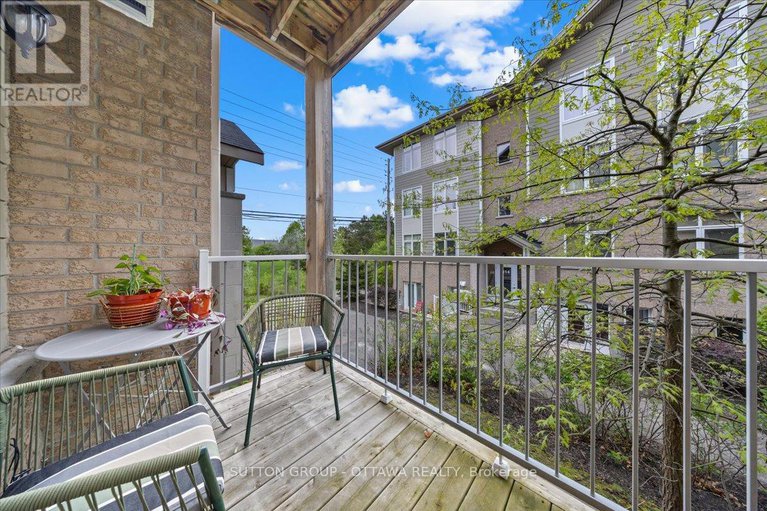 28527540/a-310-everest-private/elmvale-acres/ottawa/ontario/K1G4E3_20