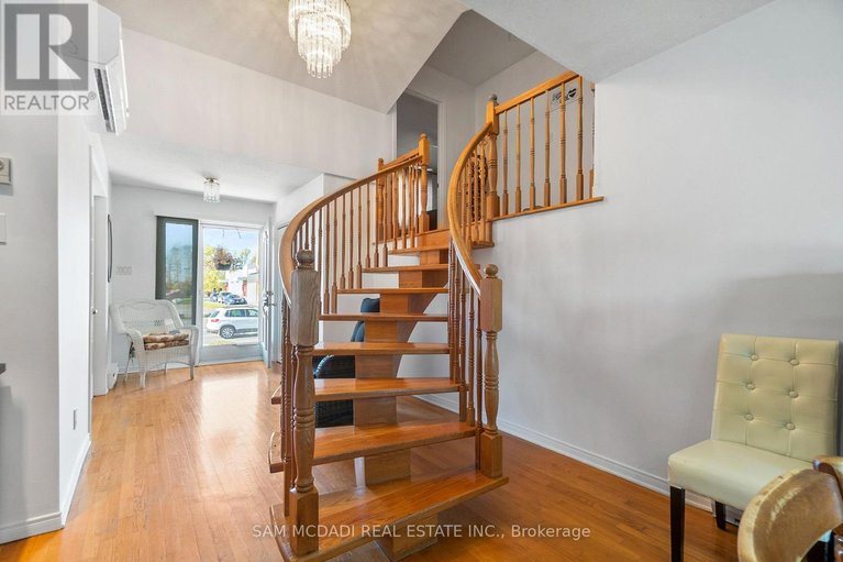 29621220/2705-laurier-street/town-of-rockland/clarence-rockland/ontario/K4K1A3_14