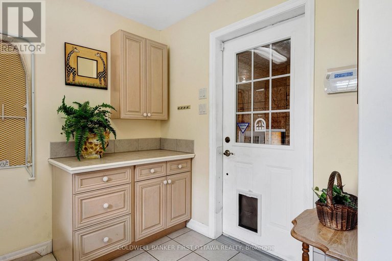 29602825/1111-west-shore-drive/drummond-n-elmsley-drummond-twp/drummondnorth-elmsley/ontario/K7H3C8_24