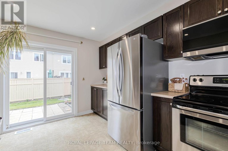 28318238/466-meadowhawk-crescent/half-moon-bay/ottawa/ontario/K2J5W7_16