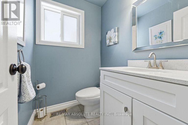 29423086/6145-lariviere-crescent/orleans-village/ottawa/ontario/K1W1C6_16