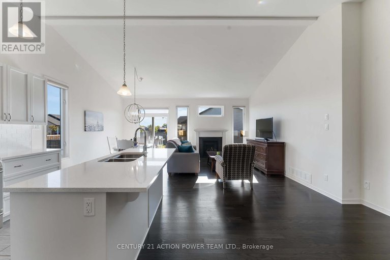 28872546/222-cedarstone-street/richmond/ottawa/ontario/K0A2Z0_5
