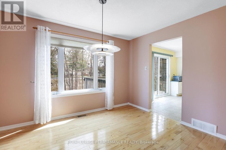 29658263/108-felton-crescent/russell-twp/russell/ontario/K4R1E5_14