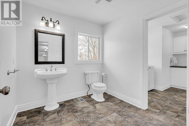 28940713/2486-county-rd-18-concession/kemptville/north-grenville/ontario/K0G1J0_32