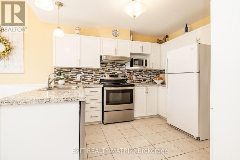 29134318/125-whalings-circle-n/stittsville-central/ottawa/ontario/K2S1S4_15