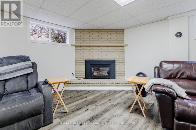 28780617/18223-oak-drive/south-glengarry-charlottenburgh-twp/south-glengarry/ontario/K0C2J0_21