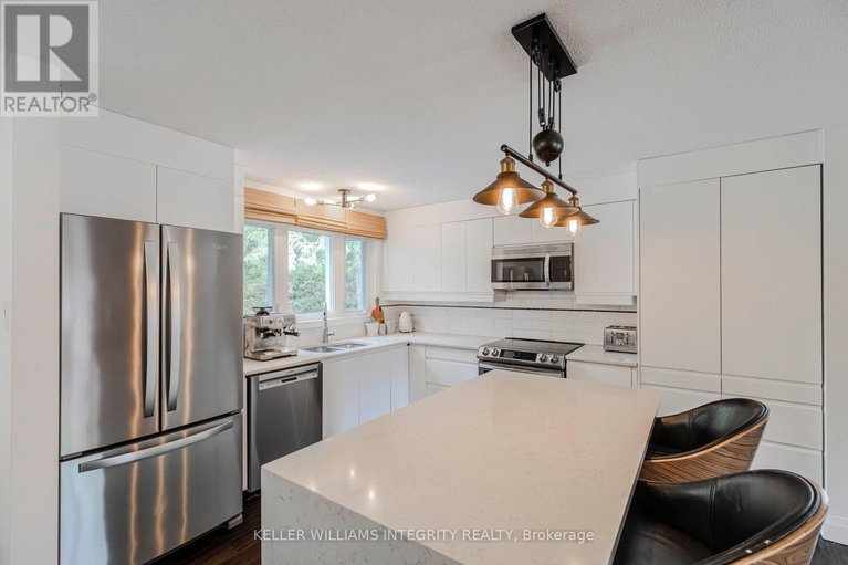 28506368/31-ashgrove-crescent/briargreen/ottawa/ontario/K2G0S1_10