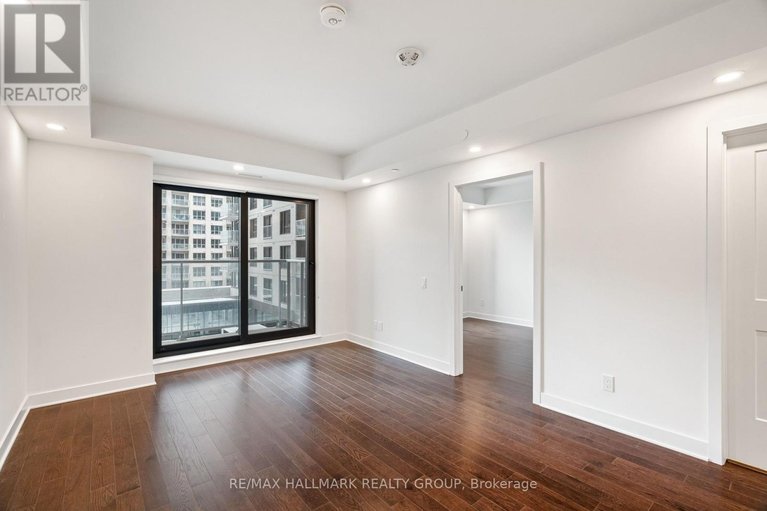 29473369/409-180-george-street/lower-townbyward-market/ottawa/ontario/K1N0G8_16