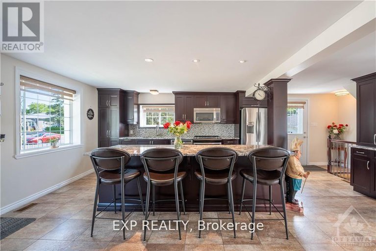 28509476/50-victoria-street-e/alexandria/north-glengarry/ontario/K0C1A0_5