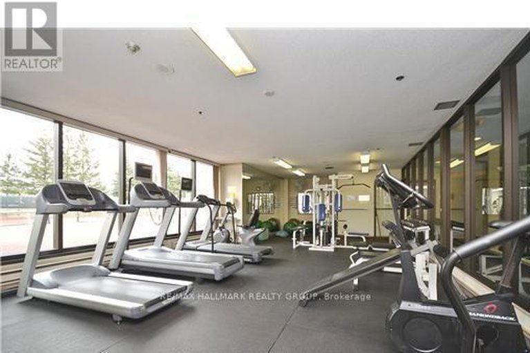 28431670/2508-1500-riverside-drive/riverview-park/ottawa/ontario/K1G4J4_13
